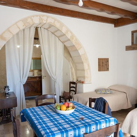 San Leonardo - Aparthotel Laterza Ngoại thất bức ảnh